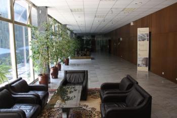 Předsálí přístavby ( © Ivan Grisa 08/2009)