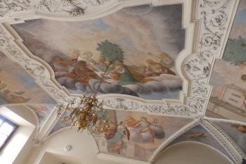 Fresky v přízemí - Herkulovy činy (© Johannes Cladis, 06/2015)