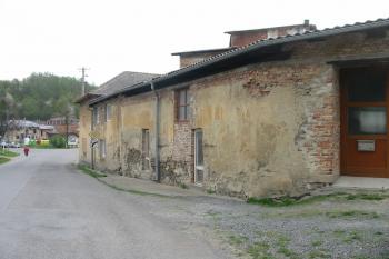 bodovy na sz., bývalý vlastní pivovar (© D Dohňanský, 05/2015)