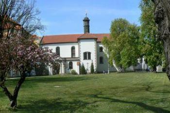 Zamecký park (© Jiří Vajtr, 04/2007)