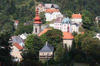 Kostel ze Zlatého vrchu ( © Ivan Grisa 08/2009)