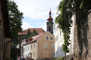 Kostel od severu ( © Ivan Grisa 08/2009)