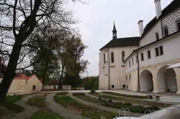 Kaple od severu ( © Ivan Grisa 04/2009)