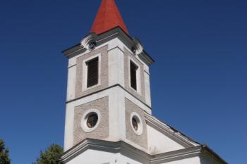 Hlavní (jižní) průčelí ( © Ivan Grisa 08/2009)