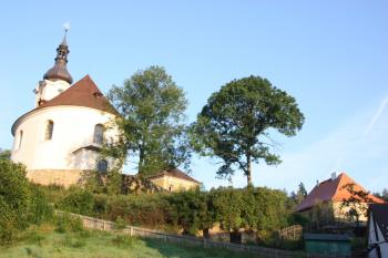 Kostel od jihovýchodu ( © Ivan Grisa 08/2009)