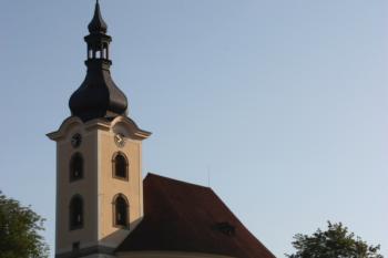 Kostel od jihozápadu ( © Ivan Grisa 08/2009)
