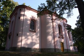 Kostel od jihozápadu ( © Ivan Grisa 08/2009)