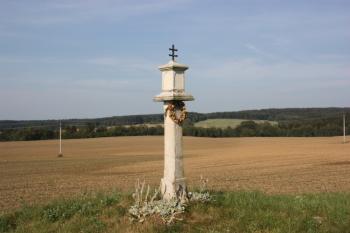 Boží muka od severovýchodu ( © Ivan Grisa 08/2009)