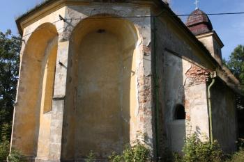 Závěr kostela od severovýchodu ( © Ivan Grisa 08/2009)