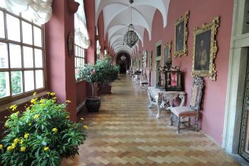 Zámek Častolovice - Arkádová chodba (© aleshwarrior, 06/2015)