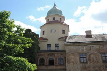 Zámek Častolovice (© aleshwarrior, 06/2015)