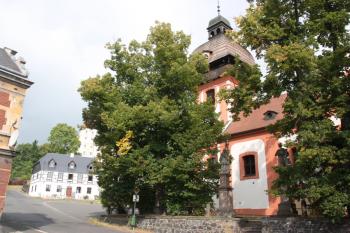 Věž od jihovýchodu ( © Ivan Grisa 08/2009)