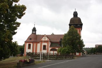 Kostel od severu ( © Ivan Grisa 08/2009)