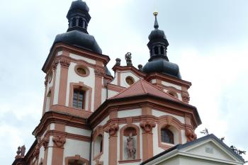 kostel od východu po opravě (© Jaroslav Valečka, 05/2013)