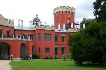 Hrádek u nechanic (© Jiří Švarc 08/2006)