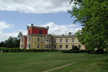 Hrádek u Nechanic (2004 © Václav Hájek)