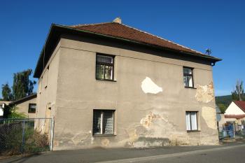bývalá synagoga v Mníšku ( © Milan Caha 08/2009)