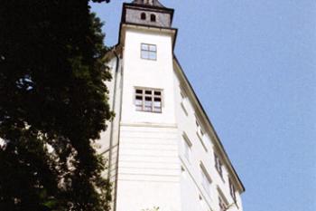  (© 2002 Jiří Čížek)