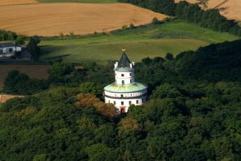 Humprecht - Letecký snímek ( © Radovan Smokoň 08/2006)