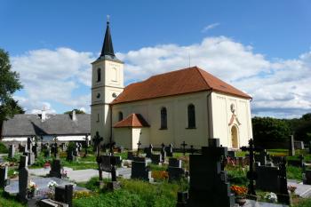 kostel svatých Petra a Pavla v Hatrvíkově (© Jaroslav Šefčík, 08/2009)