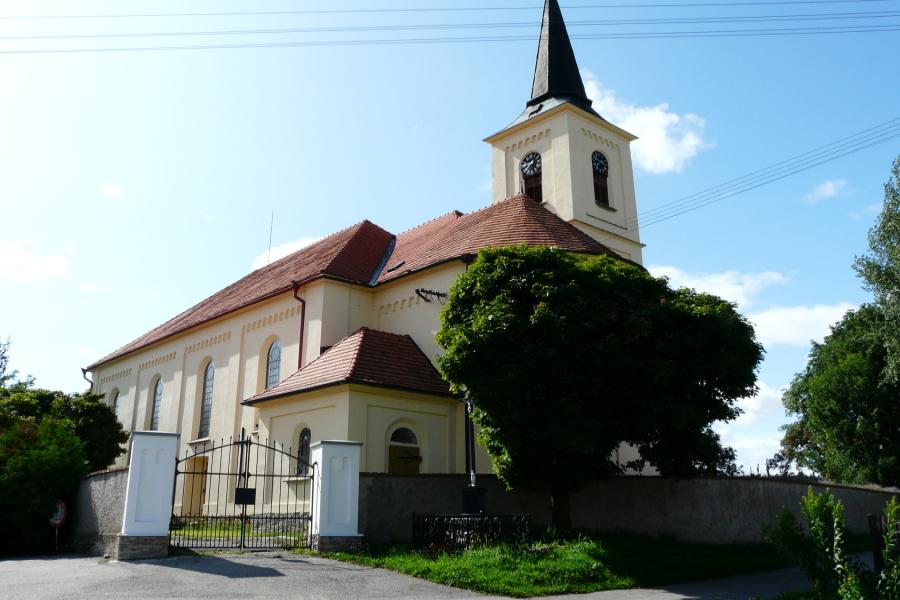 kostel sv. Petra a Pavla