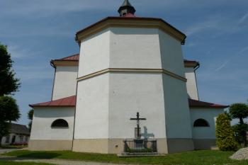 Kostel sv. Jiljí ve Strmilově (© Jaroslav Šefčík, 09/2009)