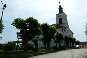 Kostel sv. Jiljí ve Strmilově (© Jaroslav Šefčík, 09/2009)