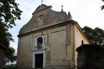 Hlavní (jižní) průčelí z přístupového schodiště (© Ivan Grisa 09/2009)