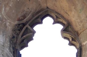 detail gotického zakončení okna hradní kaple ( © Jan P. Štěpánek 09/2009)