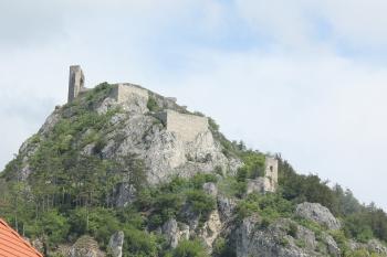 hrad od jihu (© Luděk Vláčil 05/2019)