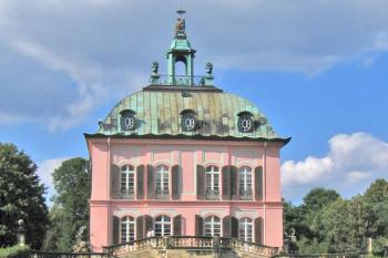 Průčelí zámku Fasanenschlösschen  ( © Pavel Vítek 08/2009)