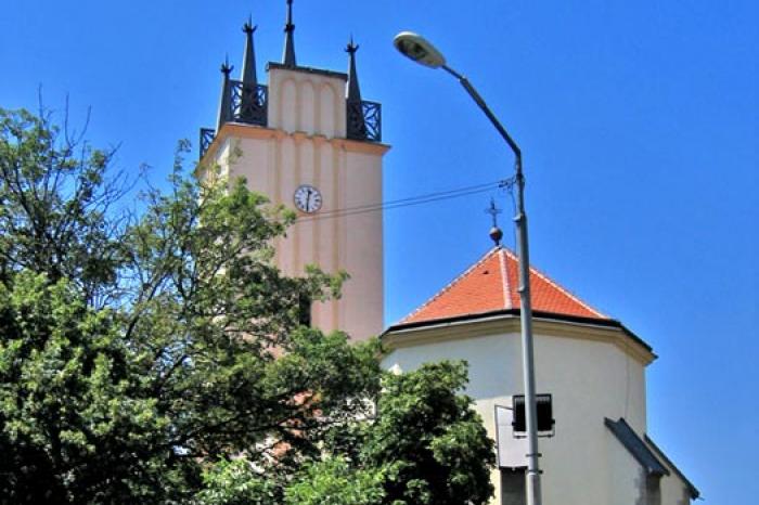 kostel sv. Petra a Pavla