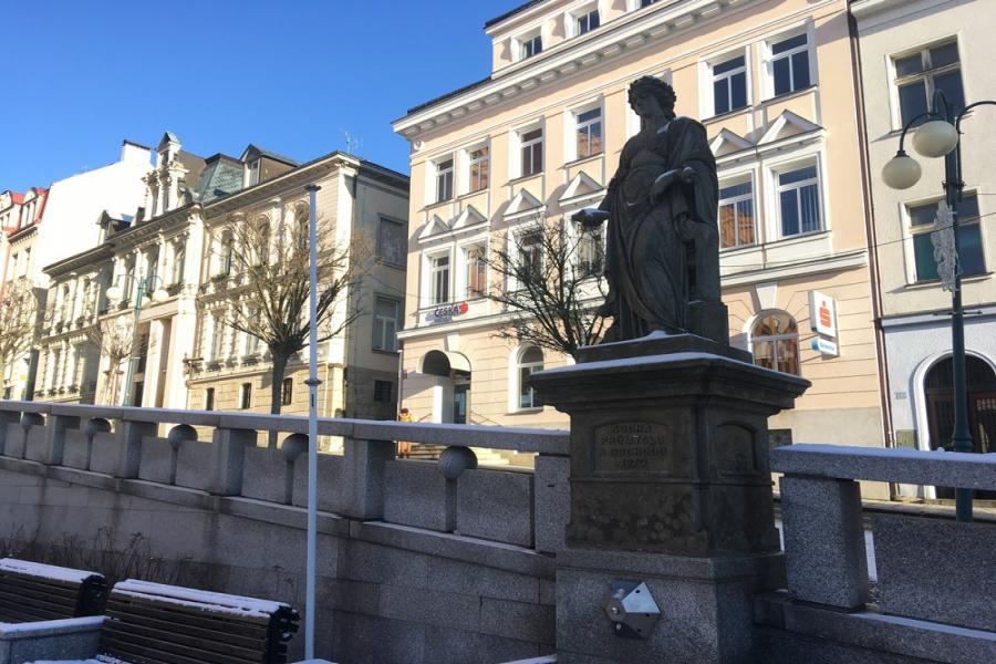 alegorická socha Průmyslu