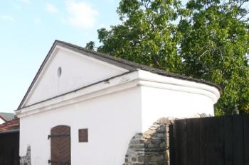 průčelí bašty na Pásové ulici ( © Jan P. Štěpánek 09/2009)