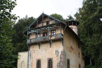 Letohrádek od jihozápadu ( © Ivan Grisa 08/2009)