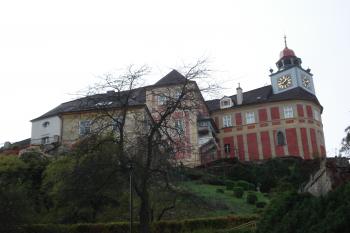 zámek po opravě fasády (© Jaromír Schoffer, 03/2010)