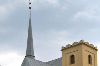 Pohled na kostel od východu ( © Pavel Vítek 09/2009)