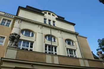  ( © Milan Caha 09/2009)