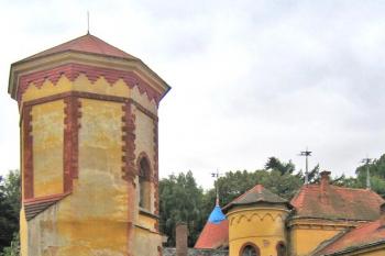 Zámecké nádvoří ( © Pavel Vítek 09/2009)