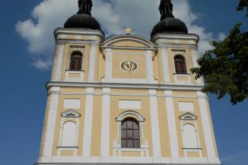 Kostel Sv. Jana Křtitele v Bystrém u Poličky (© David Benda, 07/2015)
