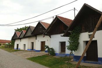 Vinné sklepy v Blatnici (© Jiří Cukr, 08/2015)