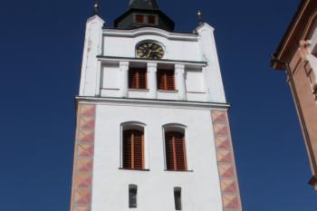 Zvonice od jihu ( © Ivan Grisa 09/2009)