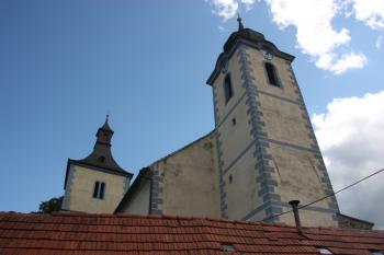 Kostel od severozápadu ( © Ivan Grisa 08/2011)