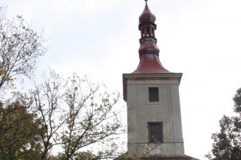 Západní průčelí kostela ( © Ivan Grisa 10/2009)