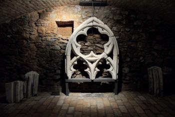 Fragment okenní kružby (© Ondřej Navrátil, 04/2011)