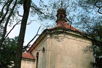 Kostel Proměnění Páně u Pacelic (© Jiří Cukr, 07/2009)