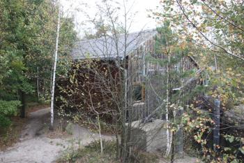 Horní stanice nákladní lanovky ( © Ivan Grisa 10/2009)