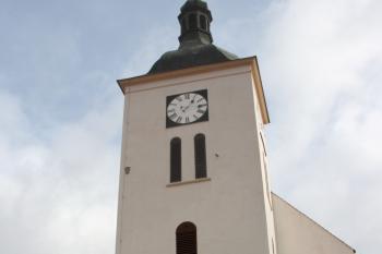 Kostel od západu ( © Ivan Grisa 10/2009)