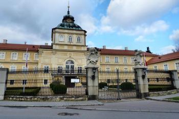 Hořovice (nový zámek) ( © František Kinař 05/2017)