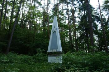 památník Vintíř ( © Milan Caha 05/2009)
